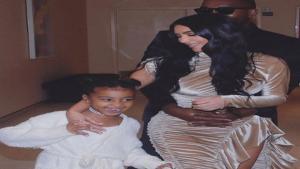 Kim Kardashian, Kanye West y su hija North West.