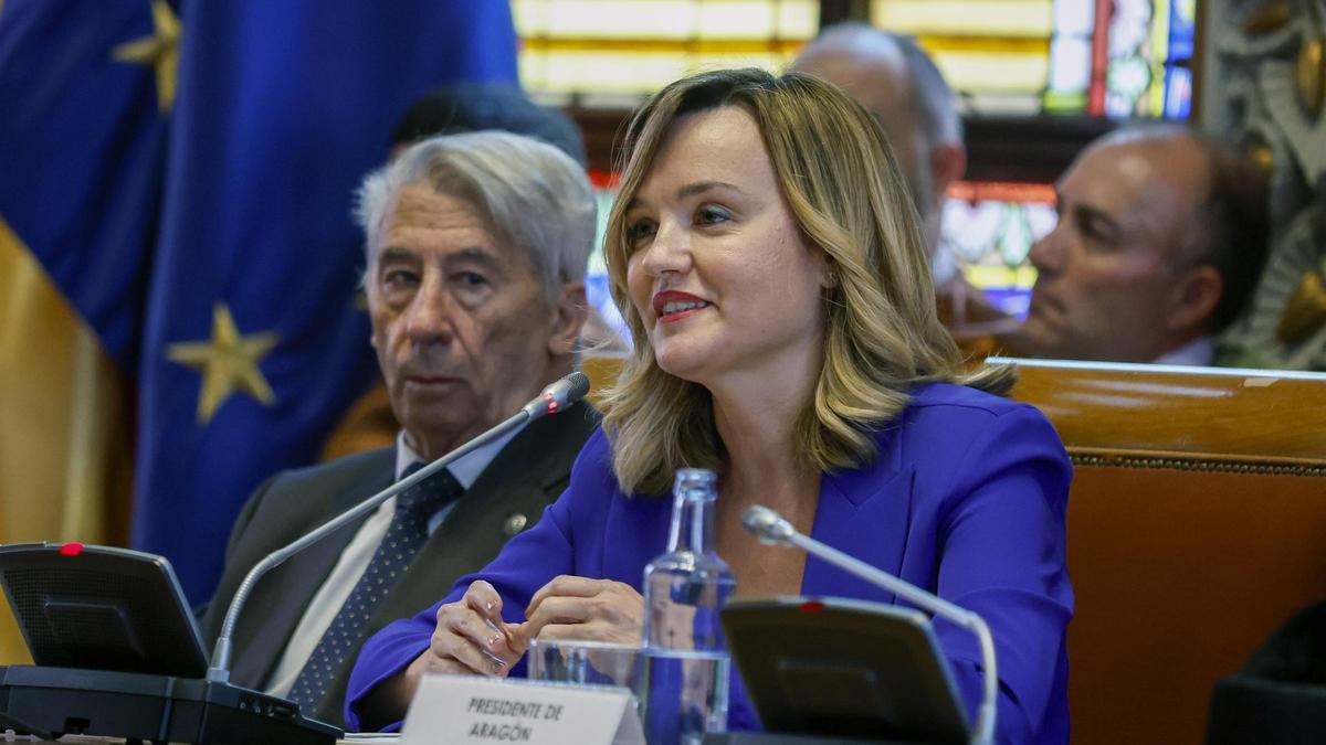 La ministra Pilar Alegría, este lunes, en el acto de investidura de la nueva rectora de la Universidad de Zaragoza.