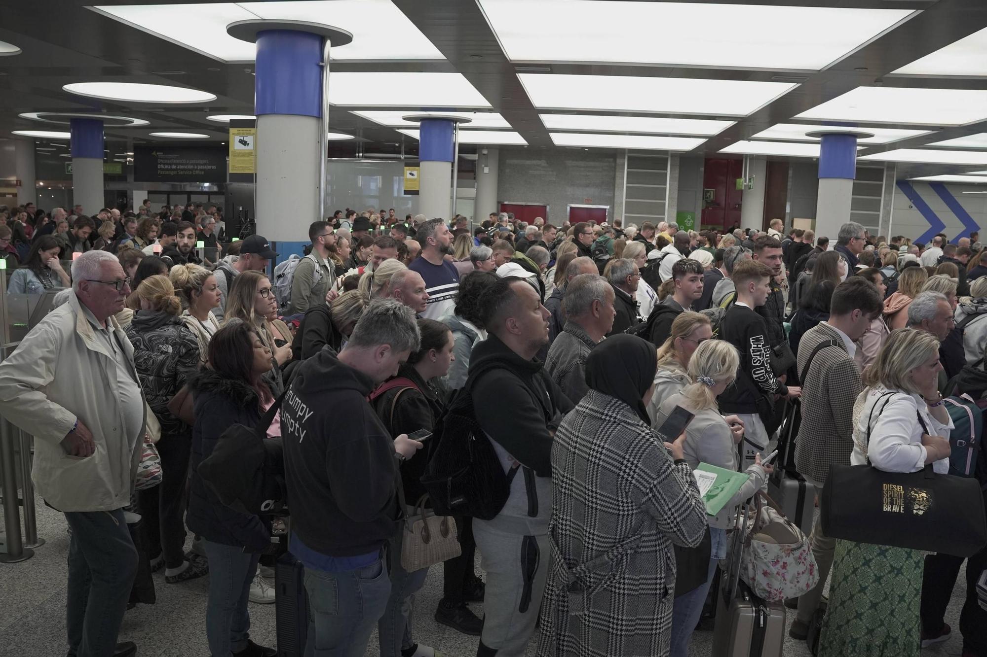 Nuevas retenciones en el control de seguridad del aeropuerto de Palma