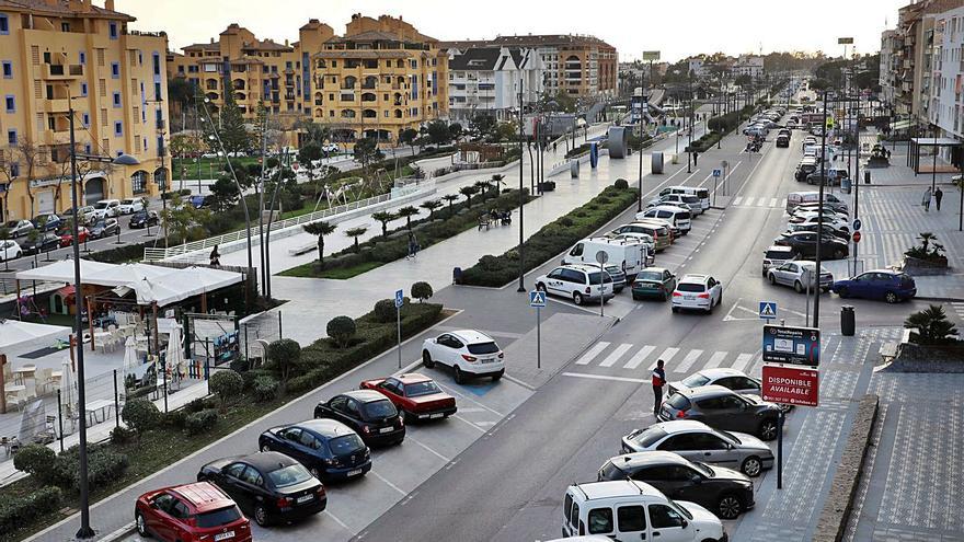 El bulevar de San Pedro Alcántara, una de las zonas de mayor actividad de la localidad