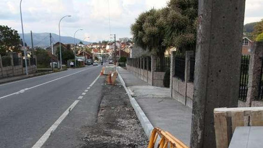 Mejoras en los viales públicos del rural marinense.  // Santos Álvarez