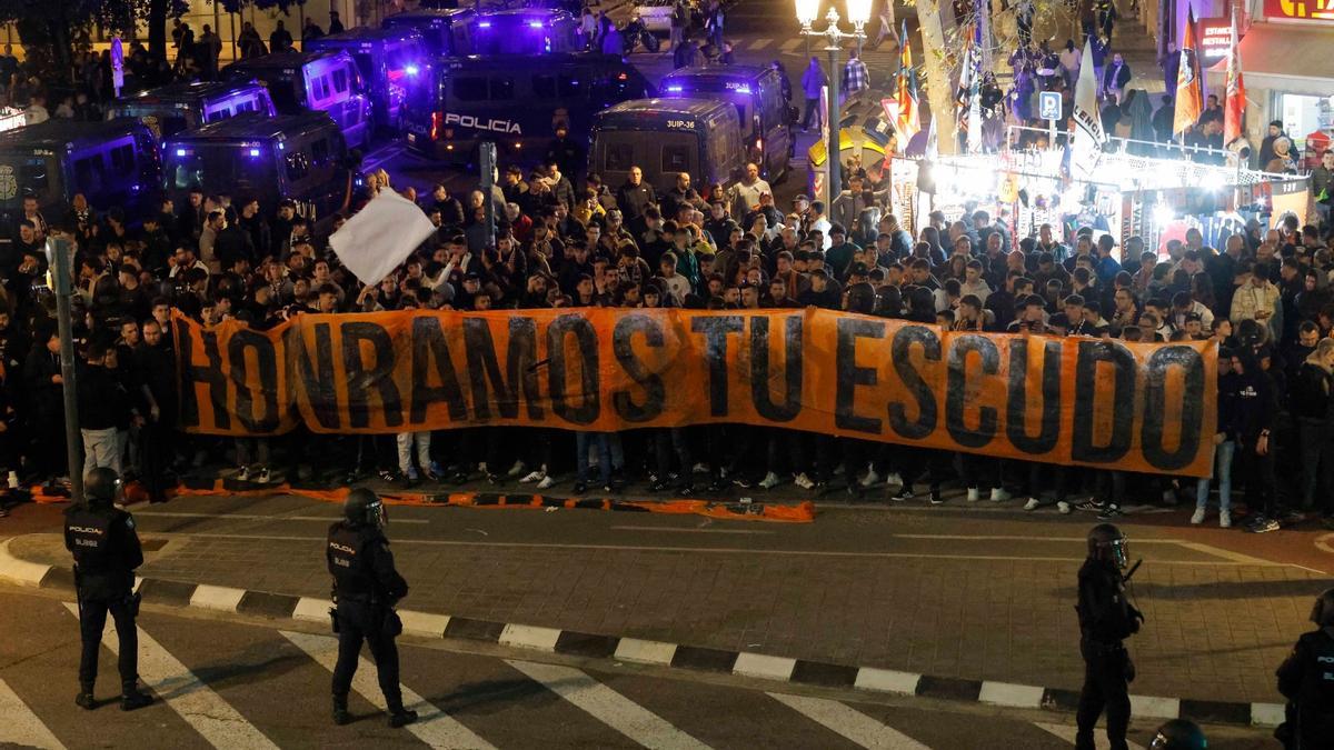 Los Yomus habían convocado una protesta en Mestalla antes del Valencia -Sevilla