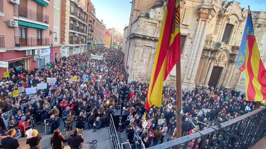 Volvamos al castellano, volvamos a la libertad