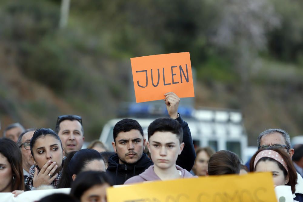 Vecinos de Totalán realizan una marcha para ...