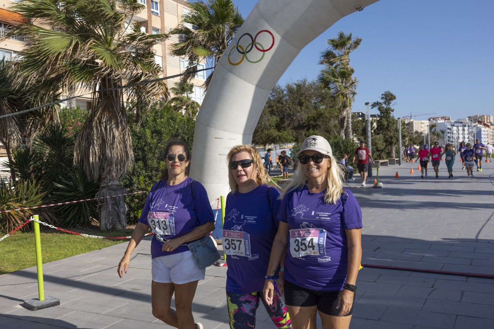 Así fue en imágenes una nueva edición de la carrera solidaria de AFA Torrevieja