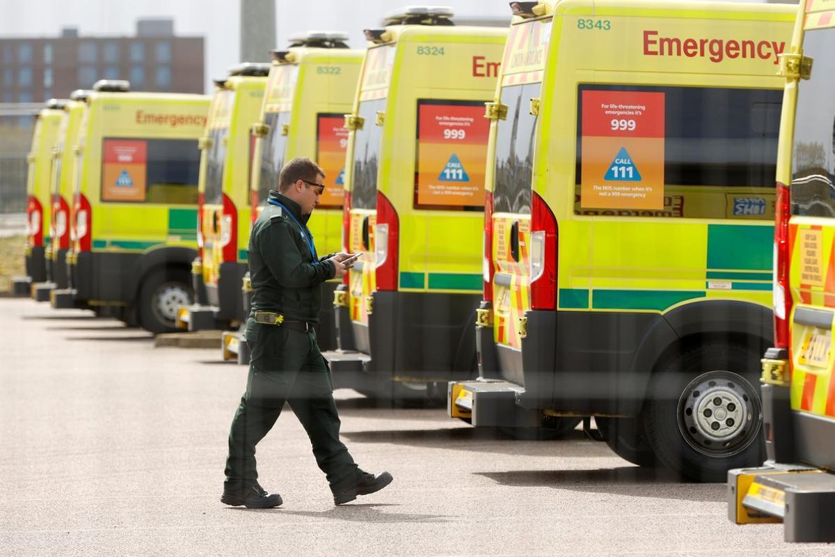 Medical staff are seen at the NHS Nightingale Hospital at the Excel Centre in London, as the spread of the coronavirus disease (COVID-19) continues, London, Britain, April 17, 2020. REUTERS/John Sibley