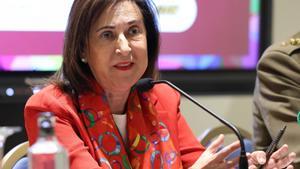 La ministra de Defensa, Margarita Robles, inaugura el curso ‘Tendencias geopolíticas (V): ¿Existe un sur global?’, dentro de los Cursos de Verano de San Lorenzo de El Escorial, en el Hotel Victoria, a 1 de julio de 2024, en  Madrid (España).