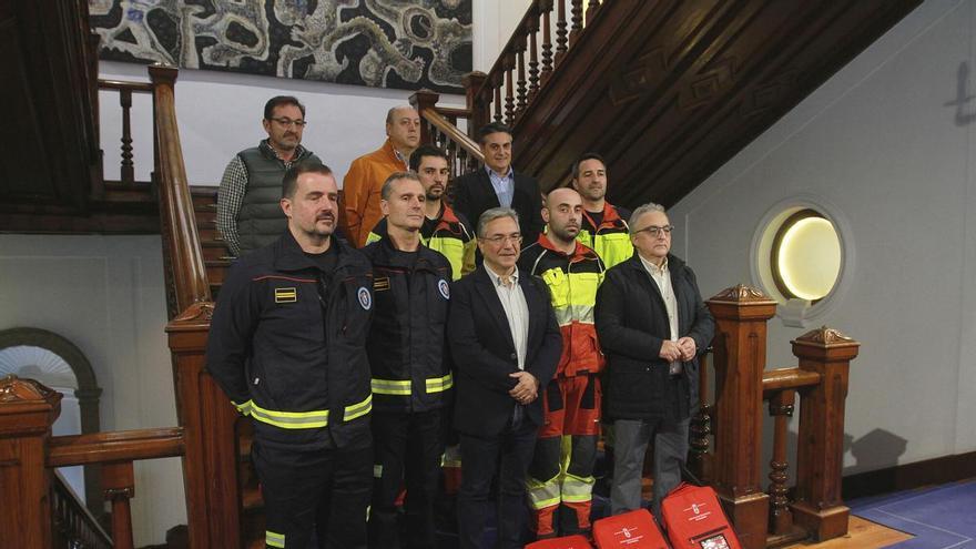 Los bomberos provinciales de Ourense mantienen su huelga indefinida: «Basta con no hacer horas extra para que se vea que el servicio es precario»