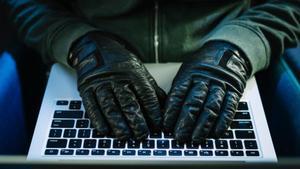 Una estafa molt efectiva que et pot buidar el compte bancari