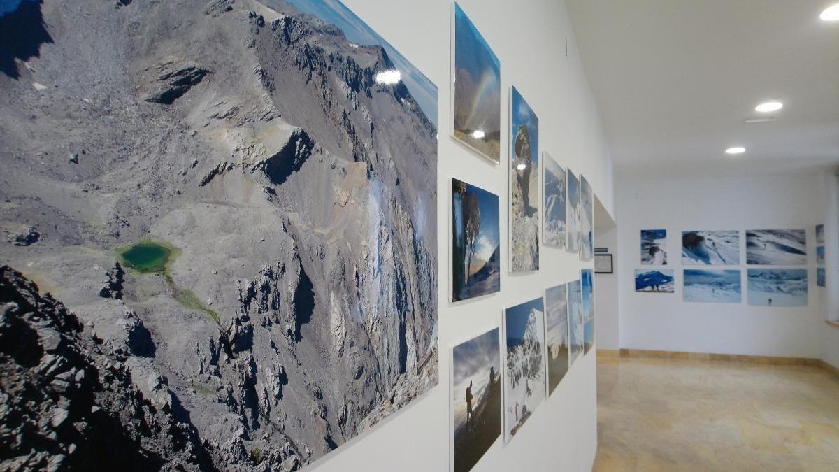 El ciclo de Cine y Montaña de Lucena se inicia con la exposición &#039;Los tresmiles de Sierra Nevada&#039;