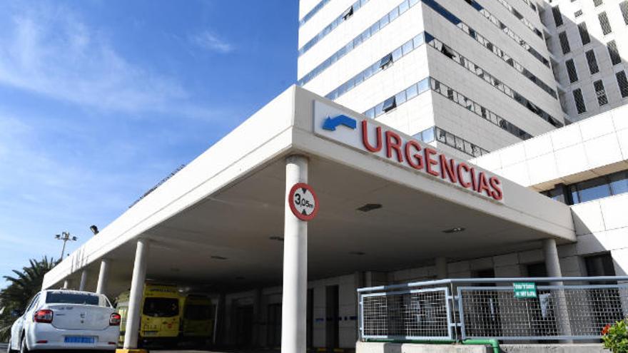 Entrada de Urgencias del Hospital Insular de Gran Canaria