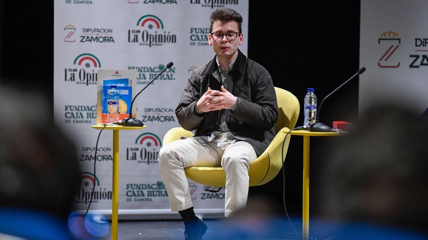 Tomás Gestoso descubre la ciencia más cercana en el centro Peromato