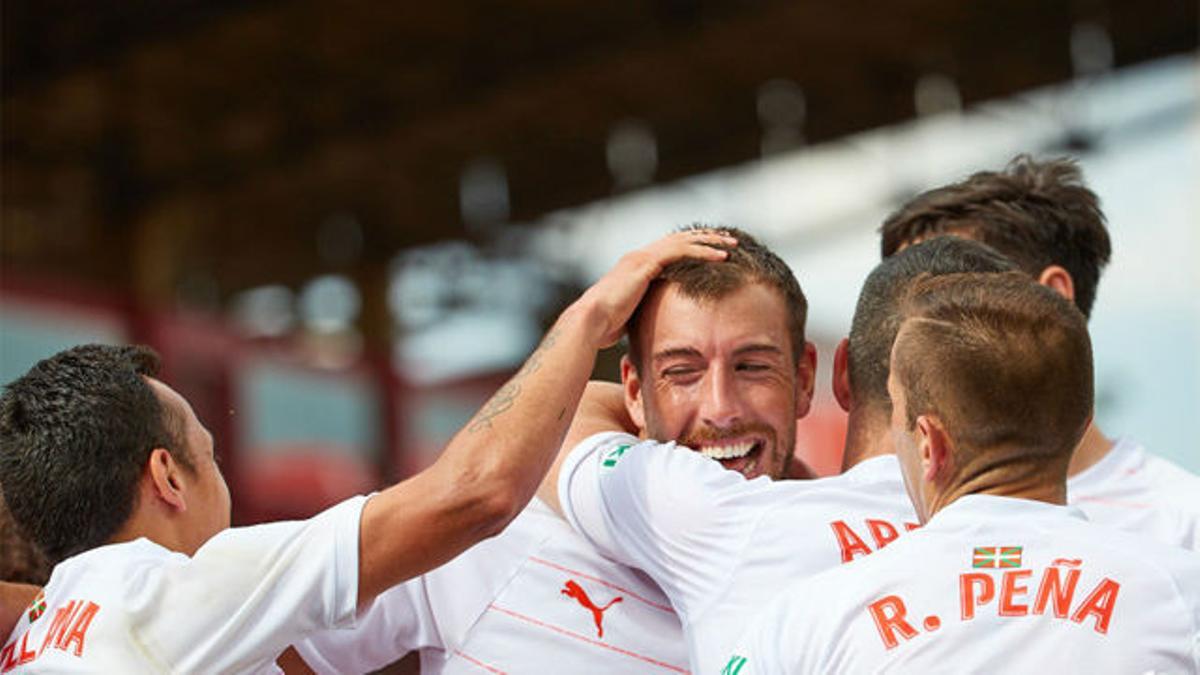 El Eibar se lleva los tres puntos de Montilivi en un partido loco