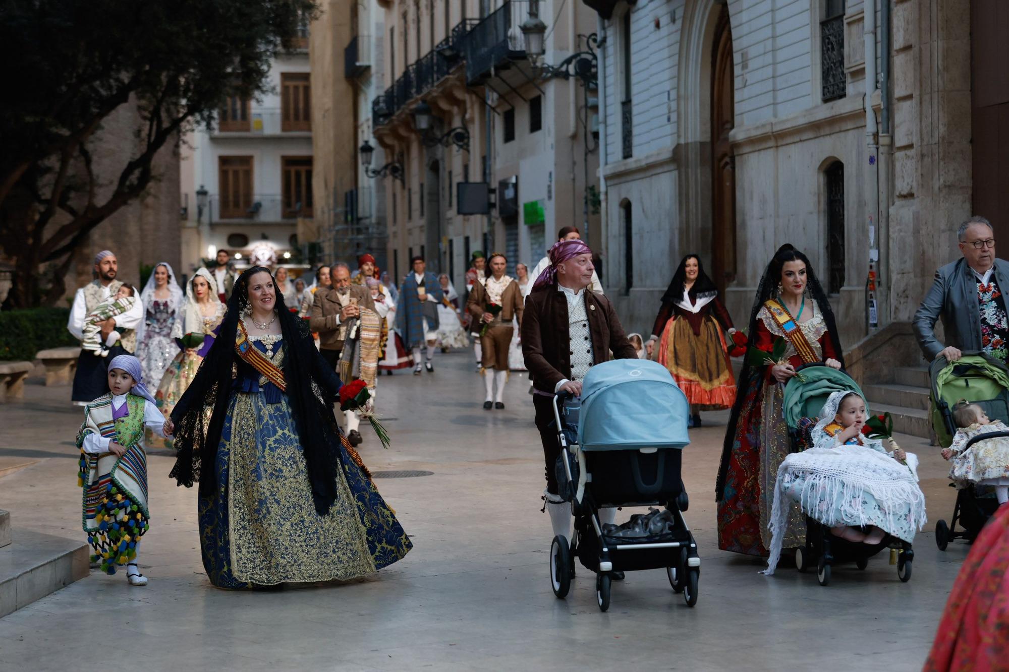 Búscate en el primer día de la Ofrenda en la calle San Vicente entre las 18:00 y las 19:00