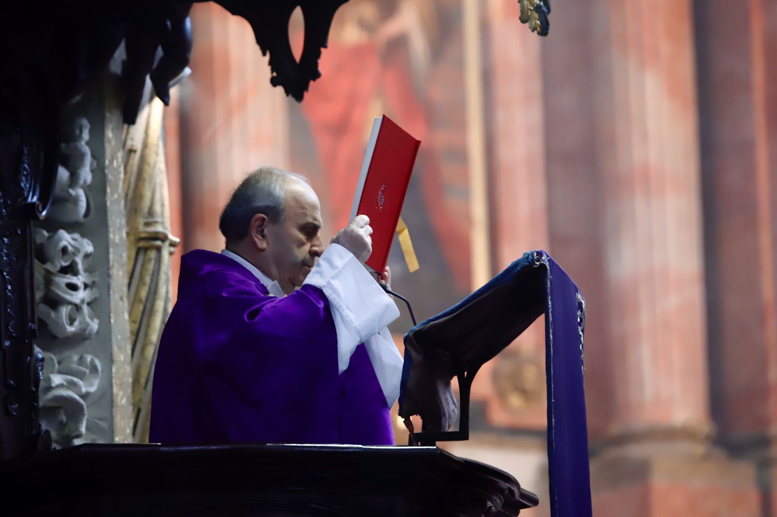 Miércoles de ceniza en la Catedral