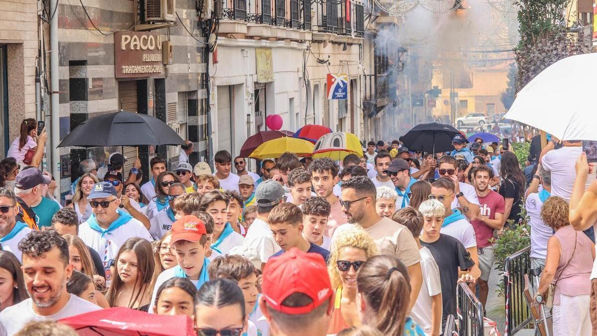 Elda cierra sus Fiestas Mayores con la segunda traca y la procesión