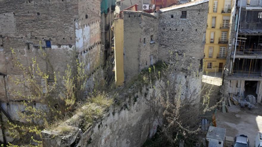 Los vecinos piden un plan de la muralla participativo