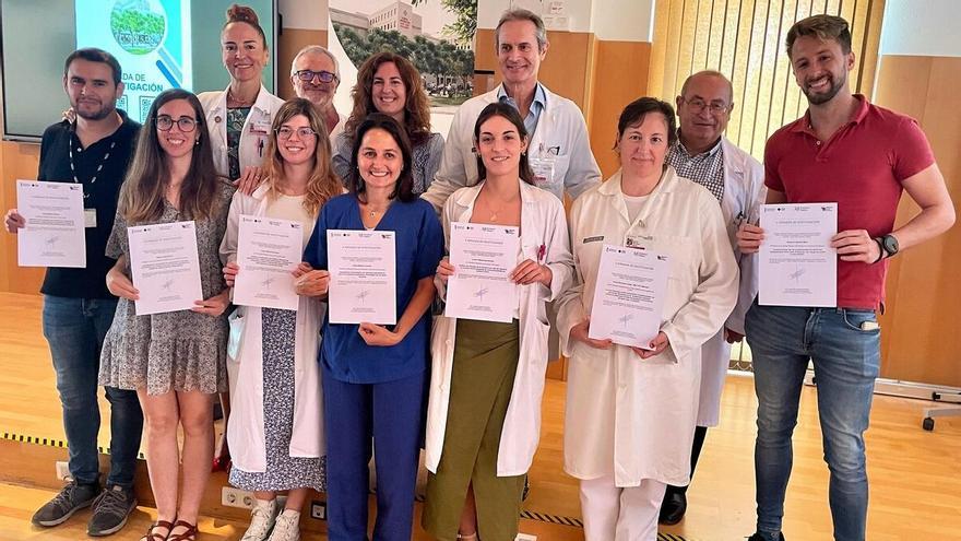 El departamento de salud Alicante-Sant Joan premia investigaciones sobre fármacos en cáncer de mama o covid persistente