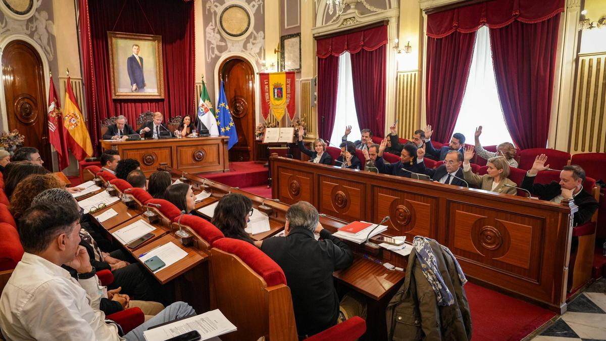 Imagen de la sesión plenaria del Ayuntamiento de Badajoz del mes de noviembre.