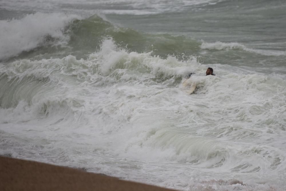 El temporal marítim i la pluja afecta Blanes