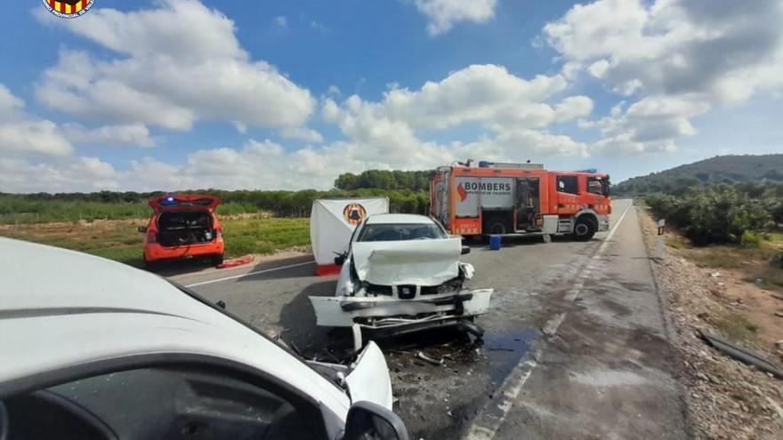 Un fallecido  en un choque frontal en Alzira