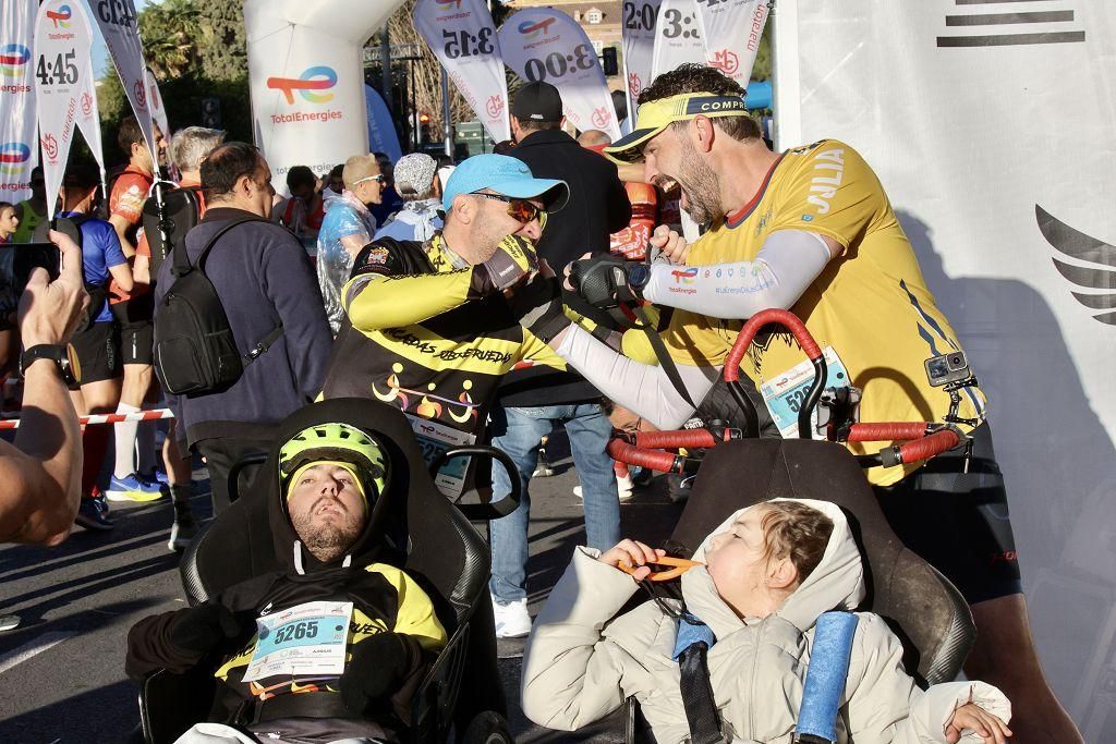 Las mejores imágenes de la TotalEnergies Maratón Murcia Costa Cálida