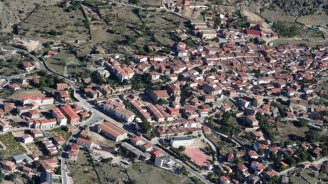 ayuntamiento-san-bartolome-de-pinares-27978171