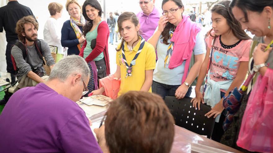 Los libreros satisfechos por el éxito de público y venta de la Feria del Libro