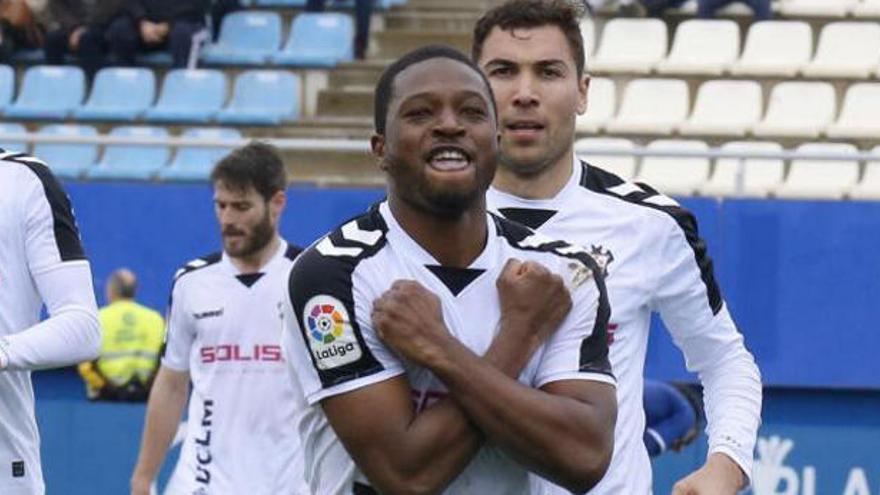 Jérémie Bela, extremo del Albacete Balompié.