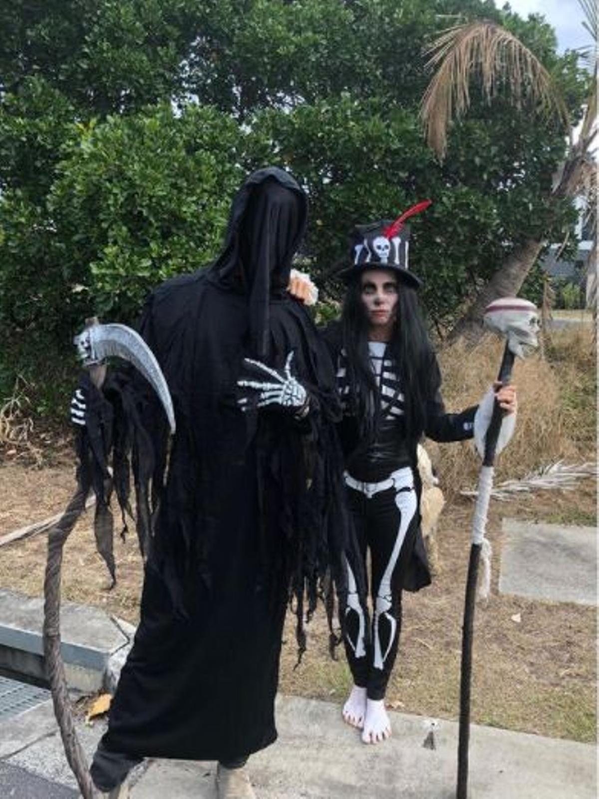 Elsa Pataky y su disfraz de muerte en Halloween