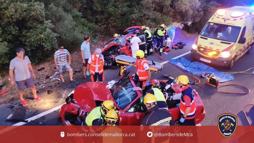 Una colisión entre tres coches deja 7 heridos en la carretera de sa Pobla a Pollença