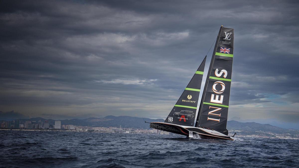 El equipo británico Ineos durante la octava regata de la America’s Cup