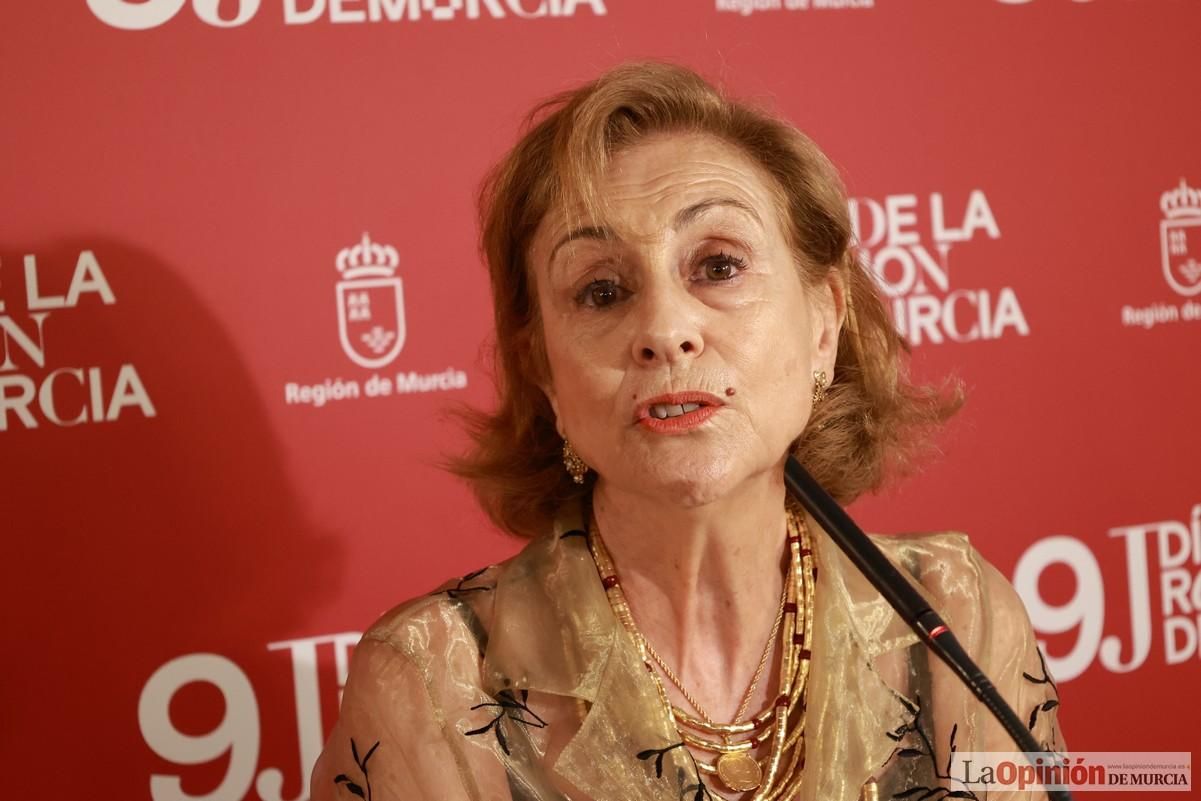 Así ha sido el acto institucional del Día de la Región de Murcia en el Teatro Romea