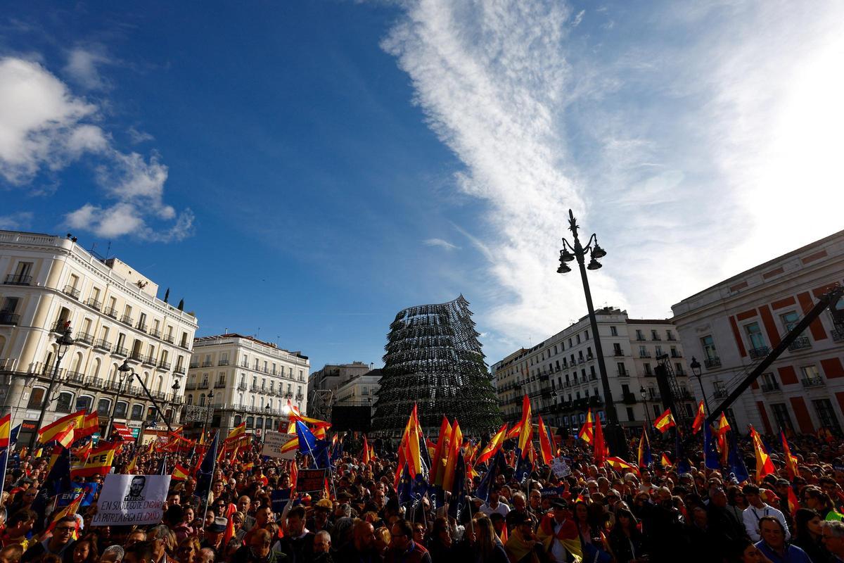 Manifestaciones en ciudades de toda España tras el acuerdo del PSOE y Junts