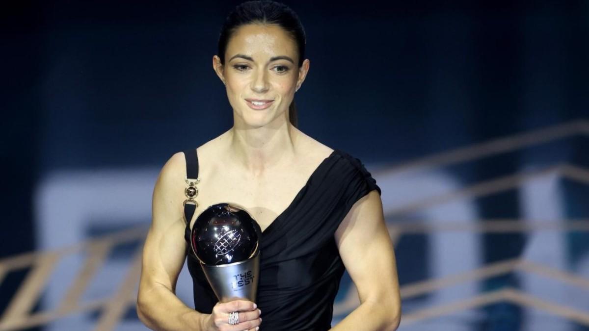 Aitana, con su primer premio The Best.