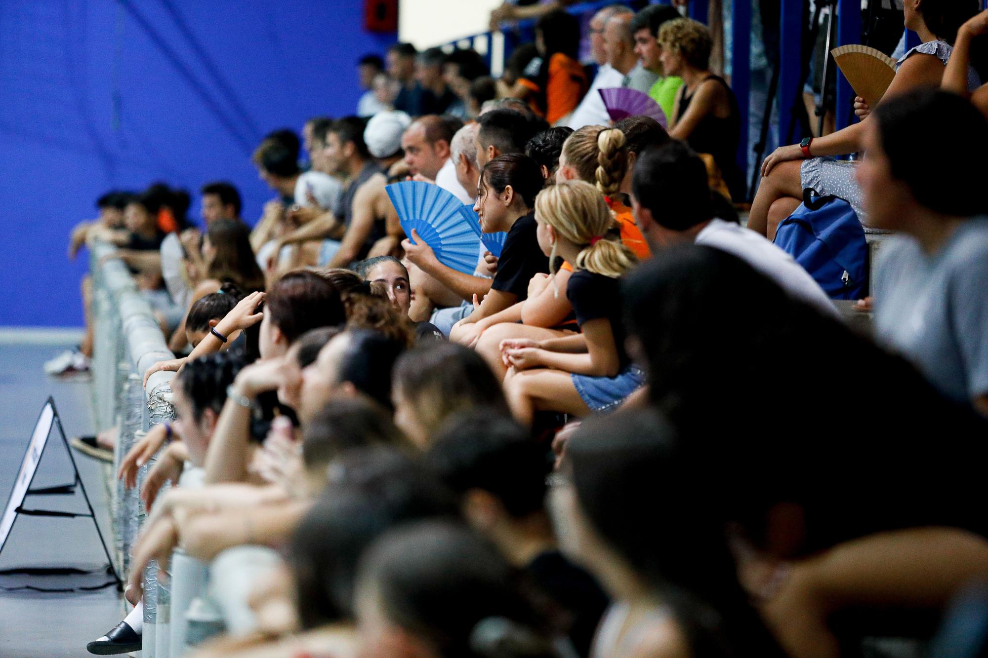Las imágenes del partido entre el HC Ibiza y el Mitoura Handbol Marratxí