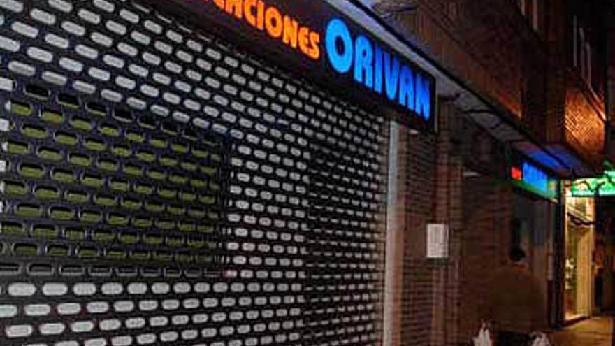 Sede de Edificaciones Oriván, en la travesía de Pastoriza. / juan varela