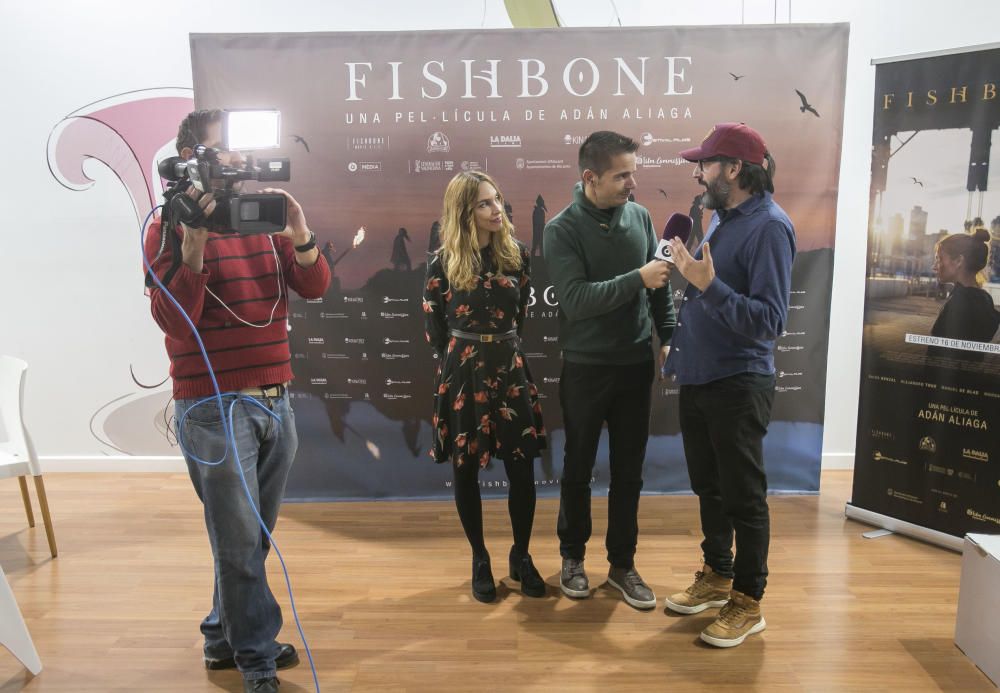 Proyección de la película Fishbone en los cines Panoramis de Alicante