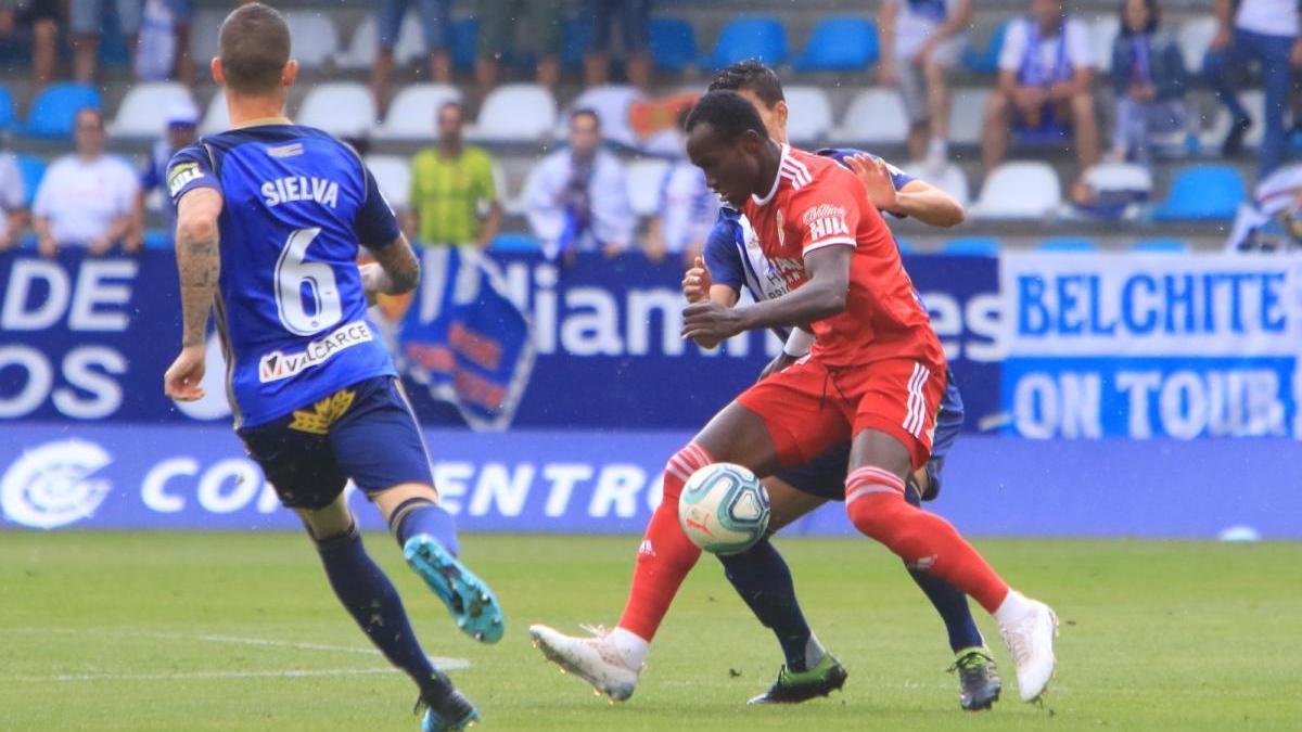 El Real Zaragoza interpreta mal el tercer tiempo