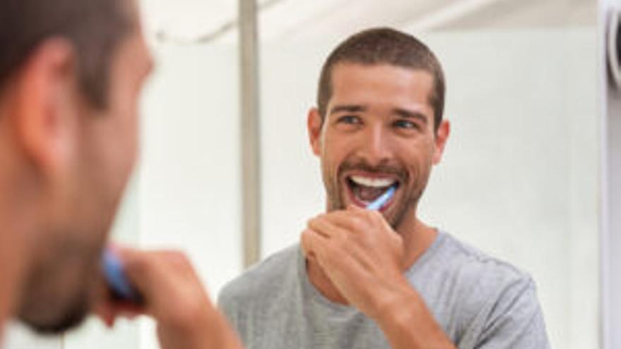 Cuál cepillo de dientes debo elegir, blando o duro?