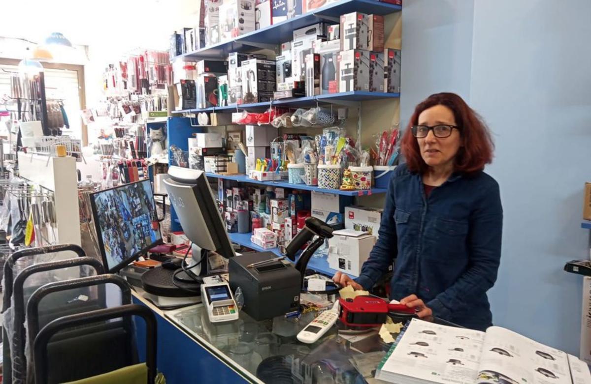Propietaria de la tienda «Mucho más que tixolas». | S.Álvarez