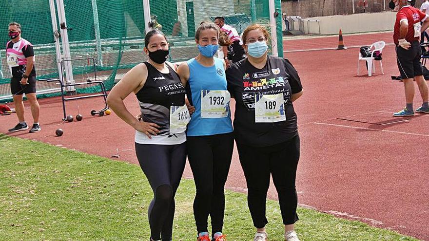 Carmen Trillo, María Barceló y Josefa Fernández.