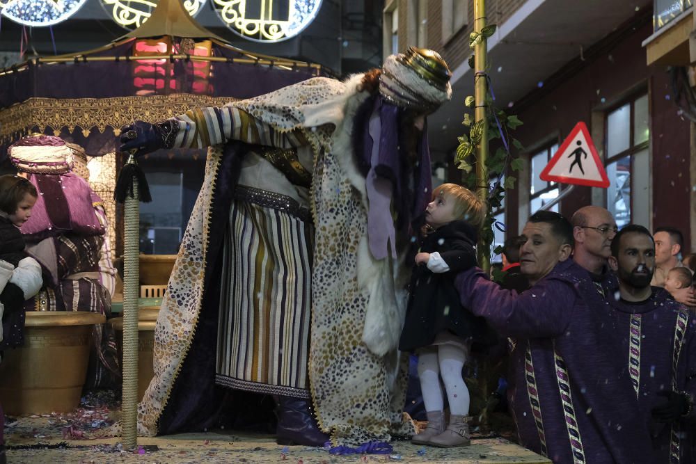 La Cabalgata de los Reyes Magos viste Ibi de ilusión