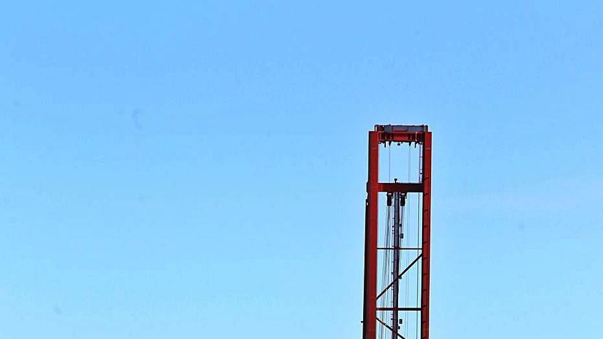 Actividad en el puerto de València.