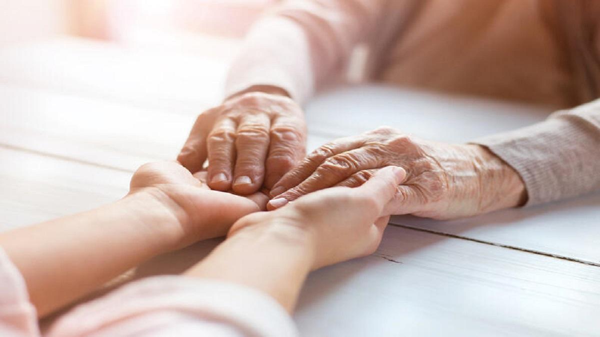 El detalle de este abuelo con su nieta que ha emocionado a Twitter