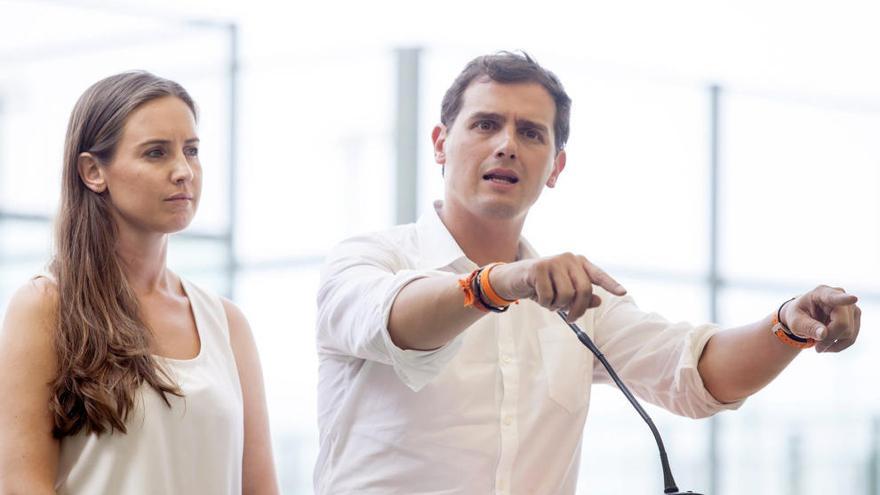 Albert Rivera y Melisa Rodríguez, ayer.