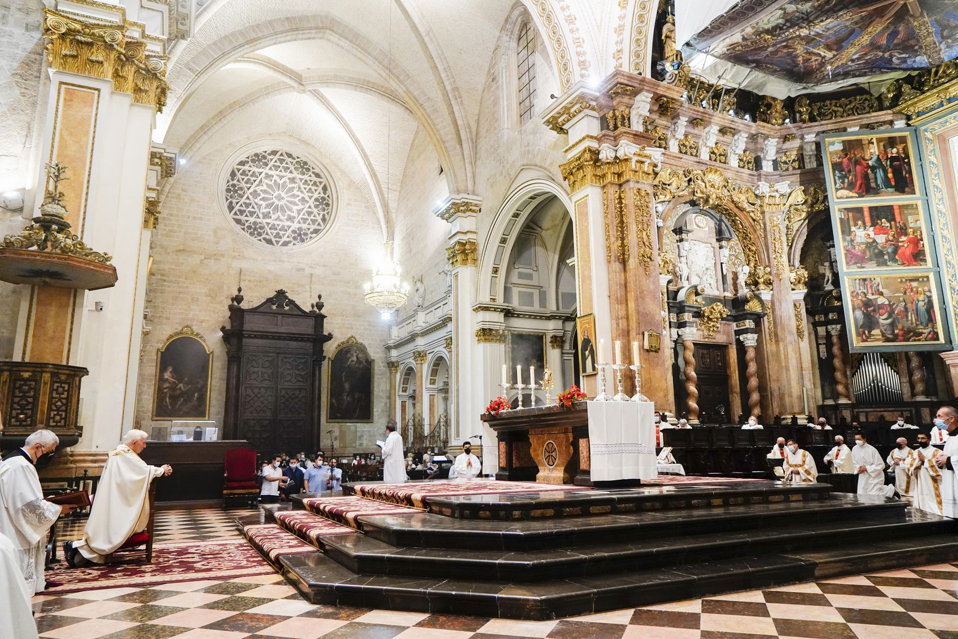 Histórica procesión nocturna de la Custodia de la Catedral