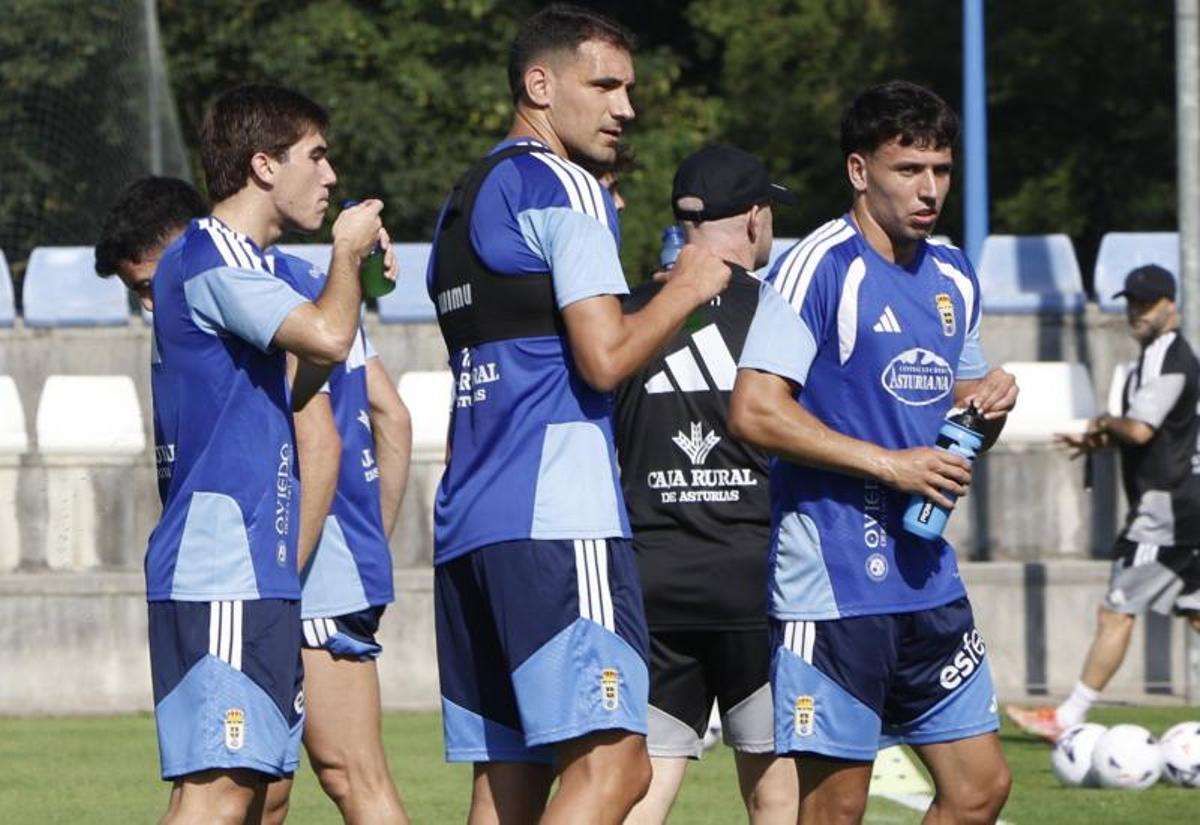 EN IMÁGENES: Así fue el primer entrenamiento de la temporada 26-27 para el Real Oviedo