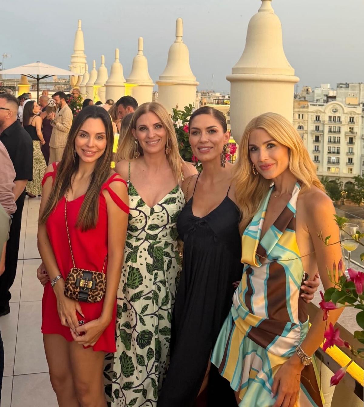 Vicen Fernández, Lucía Aparicio, Arantxa Espinosa, Neus Mira