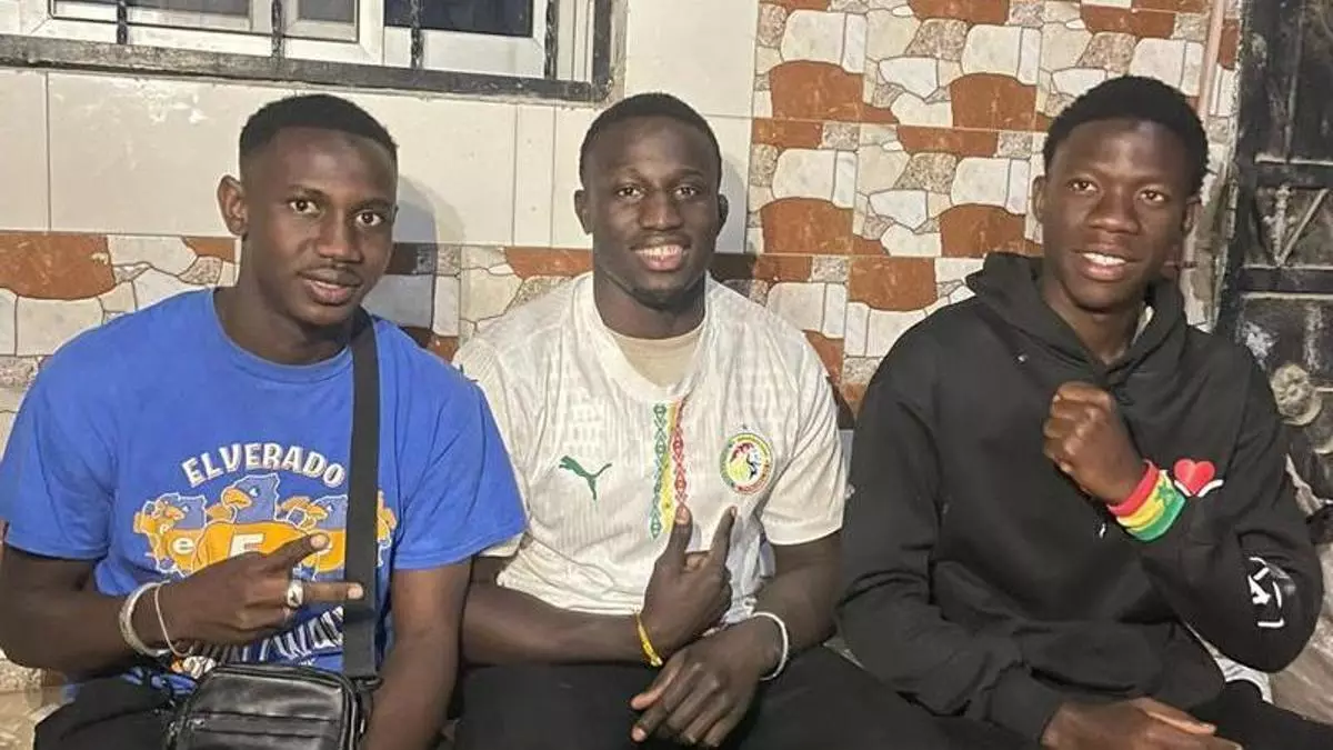 Aziz Diaw, del Tíbet a Dakar: el peleador del gimnasio gijonés vivió "una auténtica locura" con la Copa África